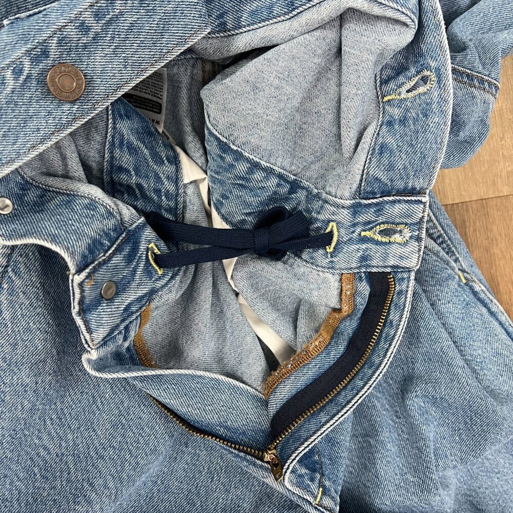 NEW Levi's Iconic Denim Jean Coverall Jumpsuit Sz L - Picture 12 of 15